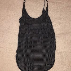 Women black and white strip tank